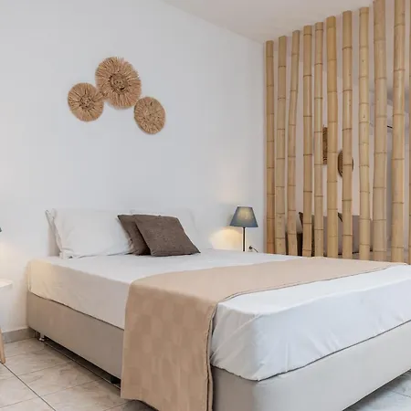 Optasia - Naxos Center * Naxos City
